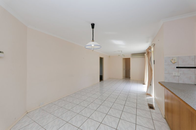 Photo - 3/10 Renown Street, Burwood VIC 3125 - Image 4