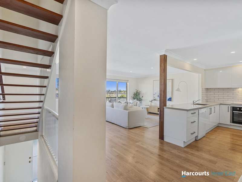Photo - 3/10 Riddell Street, Bulimba QLD 4171 - Image 4