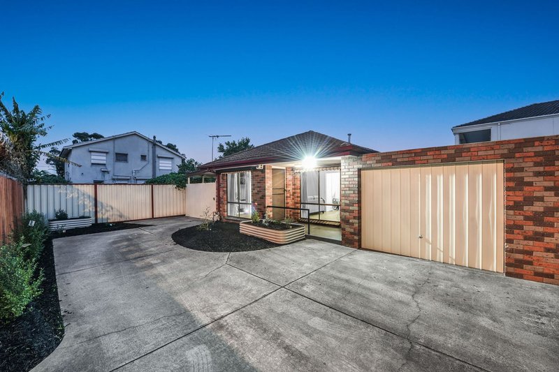 Photo - 3/10 Royal Avenue, Springvale VIC 3171 - Image 2