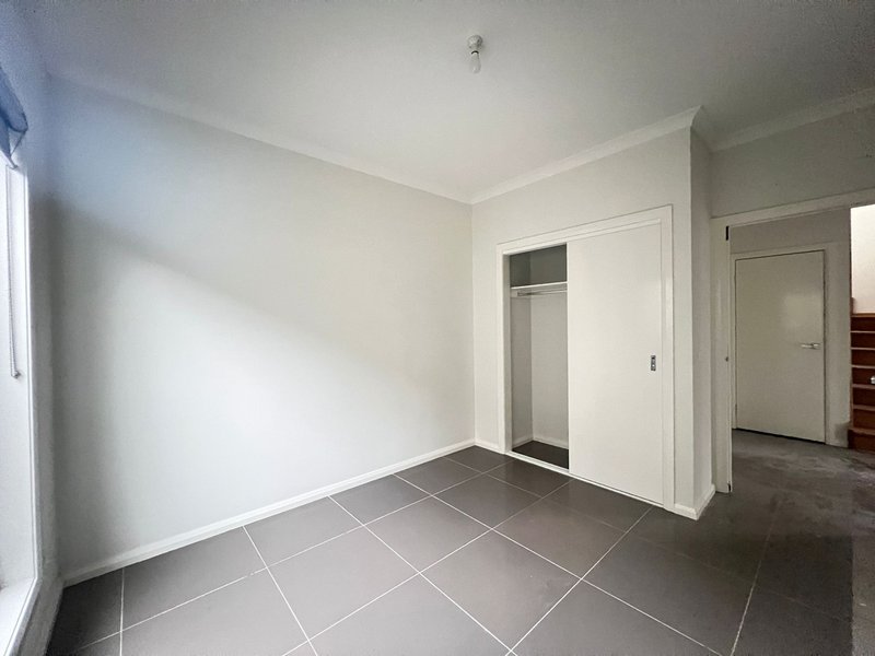 Photo - 3/10 Shadforth Street, Westmeadows VIC 3049 - Image 10