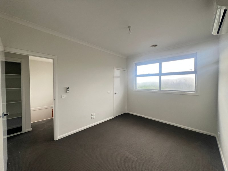 Photo - 3/10 Shadforth Street, Westmeadows VIC 3049 - Image 14