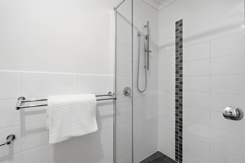 Photo - 3/10 Tate Street, St James WA 6102 - Image 13