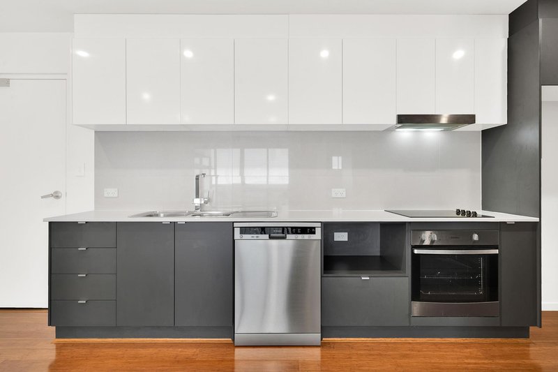 Photo - 3/10 Troubridge Street, Mount Gravatt East QLD 4122 - Image 3