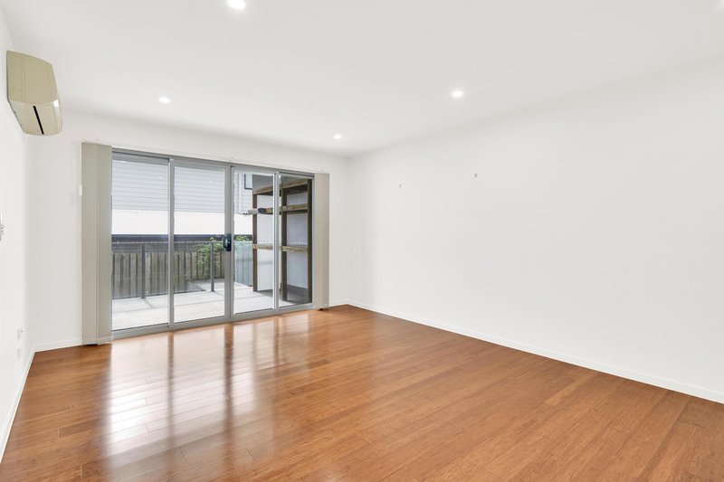 Photo - 3/10 Troubridge Street, Mount Gravatt East QLD 4122 - Image 4