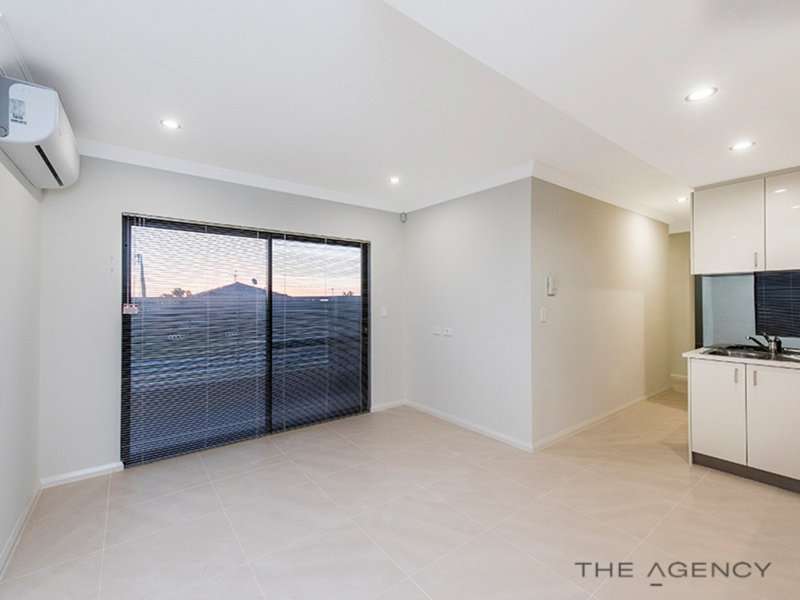 Photo - 3/10 Wychchross Street, Westminster WA 6061 - Image 22