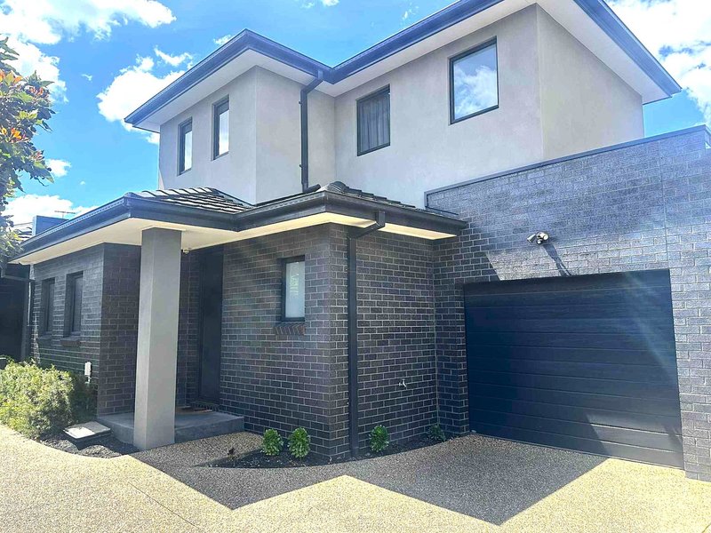 Photo - 3/100 Rathcown Road, Reservoir VIC 3073 - Image 1