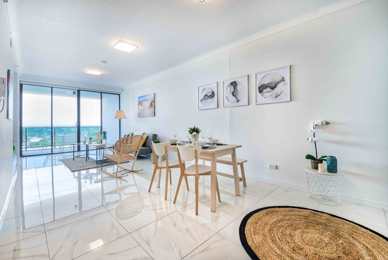 Photo - 31003/5 Harbour Side Court, Biggera Waters QLD 4216 - Image 6
