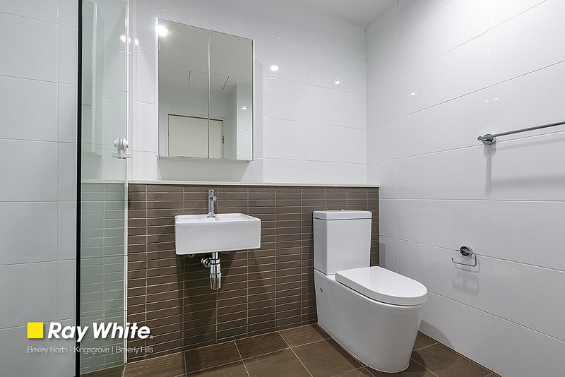 Photo - 310/11C Mashman Avenue, Kingsgrove NSW 2208 - Image 5