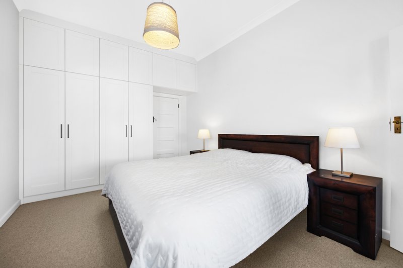 Photo - 3/102 Kirribilli Avenue, Kirribilli NSW 2061 - Image 5