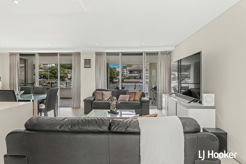 Photo - 3/102 Magnus Street, Nelson Bay NSW 2315 - Image 10