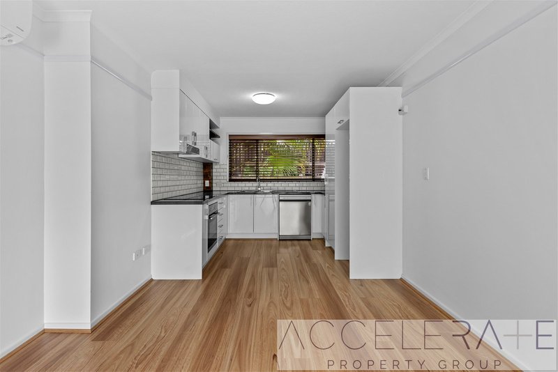 Photo - 3/102 Rockbourne Terrace, Paddington QLD 4064 - Image 4