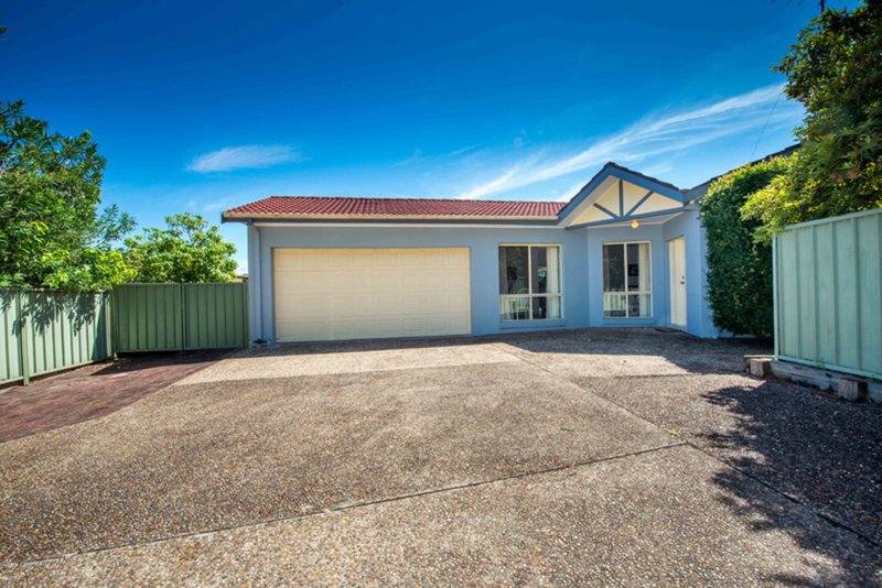 Photo - 3/102 Tomaree Road, Shoal Bay NSW 2315 - Image 5