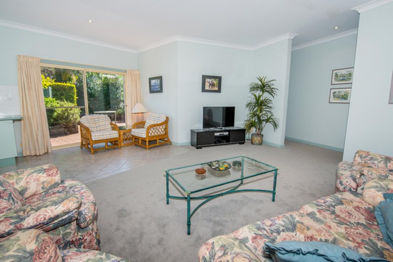 Photo - 3/102 Tomaree Road, Shoal Bay NSW 2315 - Image 6