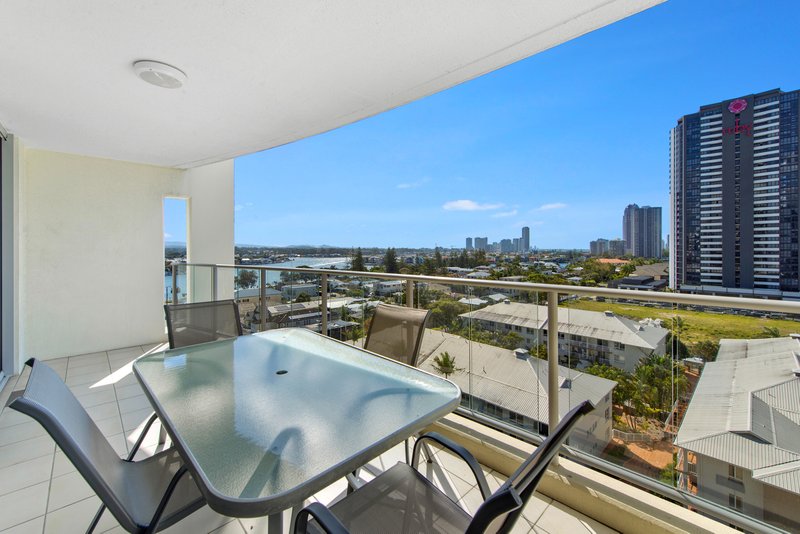 Photo - 3102/21-31 Cypress Avenue, Surfers Paradise QLD 4217 - Image 3