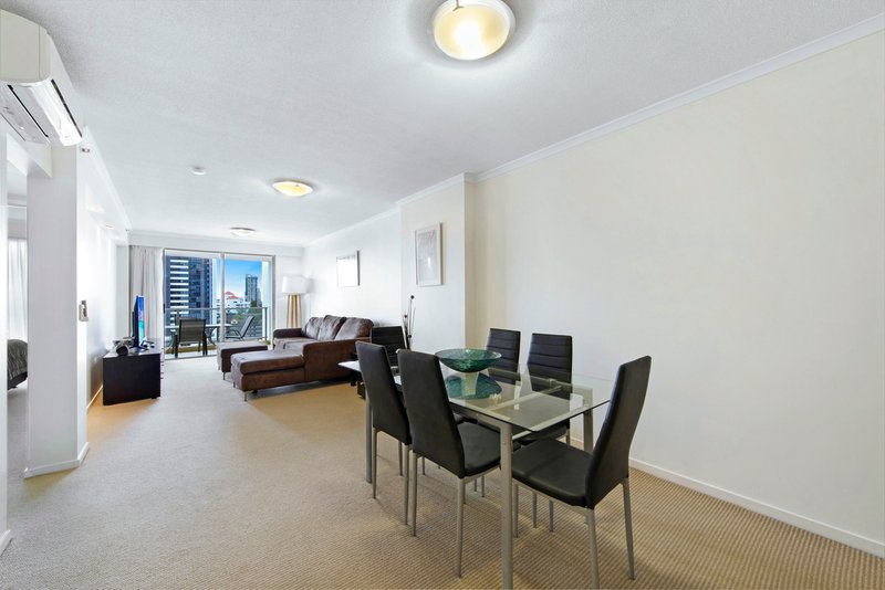 Photo - 3102/21-31 Cypress Avenue, Surfers Paradise QLD 4217 - Image 6