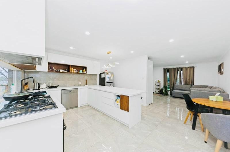 Photo - 3/103 Forest Road, Ferntree Gully VIC 3156 - Image 3