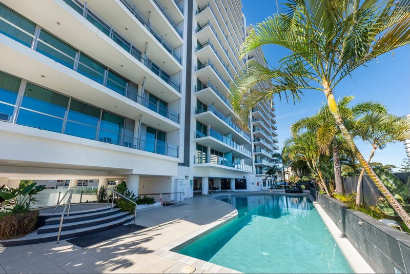 Photo - 310/3018 Surfers Paradise Blvd , Surfers Paradise QLD 4217 - Image 9