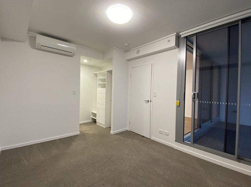 Photo - 3103/42 Laver Drive, Robina QLD 4226 - Image 5