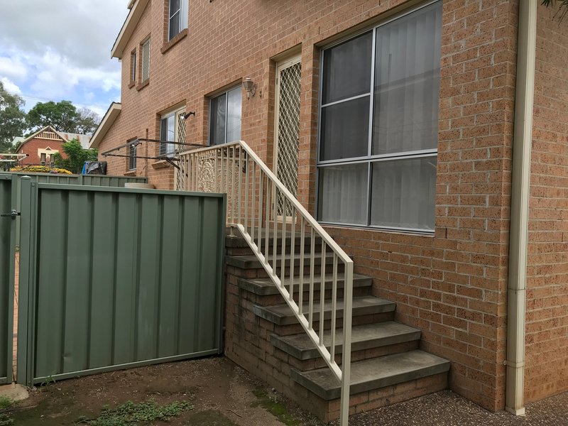 Photo - 3/104 Church Street, Tamworth NSW 2340 - Image