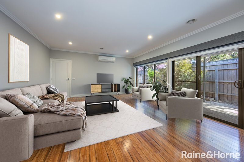 Photo - 3/104 Station Road, Gisborne VIC 3437 - Image 4