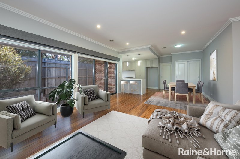 Photo - 3/104 Station Road, Gisborne VIC 3437 - Image 5