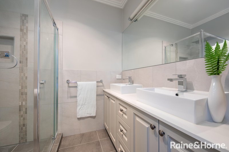 Photo - 3/104 Station Road, Gisborne VIC 3437 - Image 8