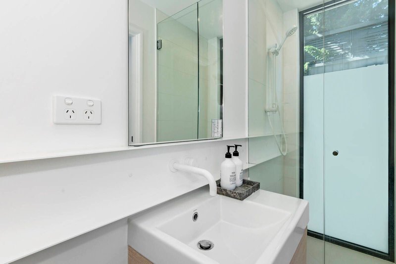 Photo - 3/1044 Glen Huntly Road, Caulfield South VIC 3162 - Image 3