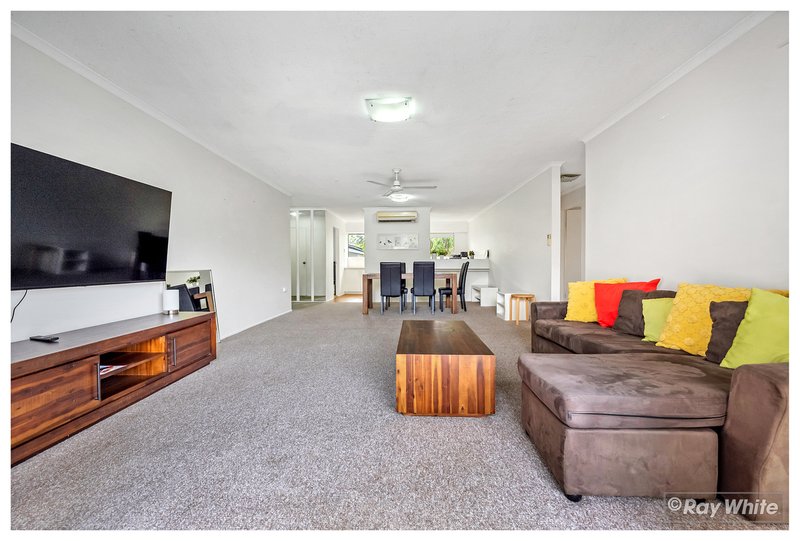 Photo - 3/105 Cambridge Street, The Range QLD 4700 - Image 4