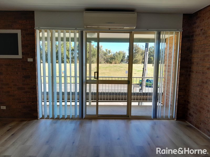 Photo - 3/106 - 107 Kable Avenue, Tamworth NSW 2340 - Image 5