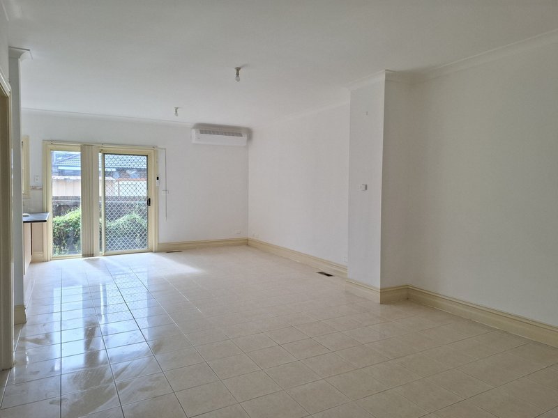Photo - 3/106 Buckley Street, Noble Park VIC 3174 - Image 2