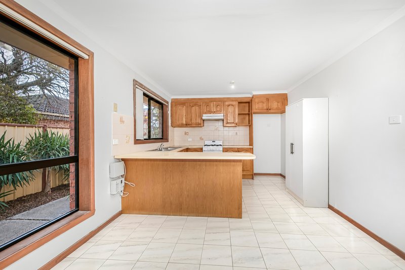 Photo - 3/106 Derby Drive, Epping VIC 3076 - Image 3