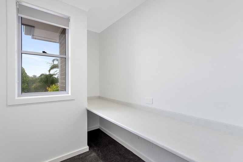 Photo - 3/107 Canberra Street, Oxley Park NSW 2760 - Image 5