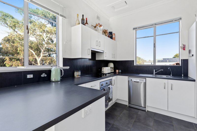 Photo - 3/107 Marlborough Street, Henley Beach SA 5022 - Image 3