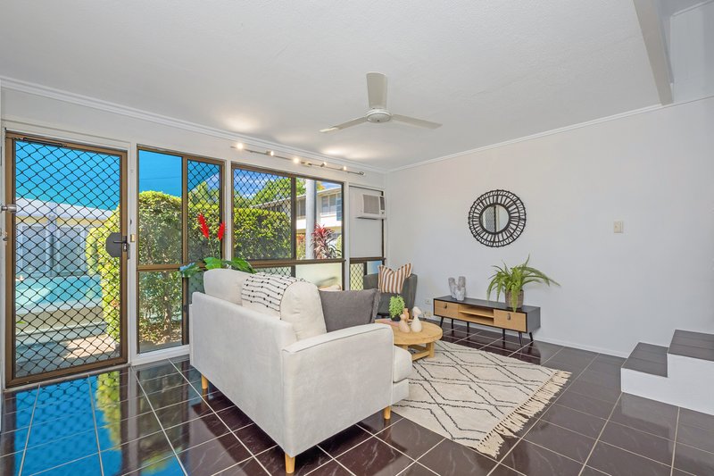 Photo - 3/108-110 Mitchell Street, North Ward QLD 4810 - Image 3