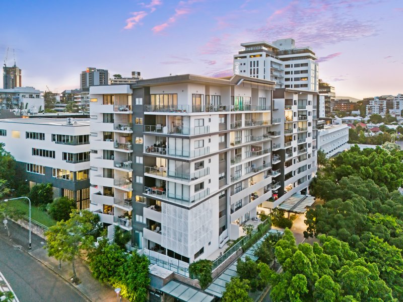 Photo - 310/8 Dickens Street, Spring Hill QLD 4000 - Image 2