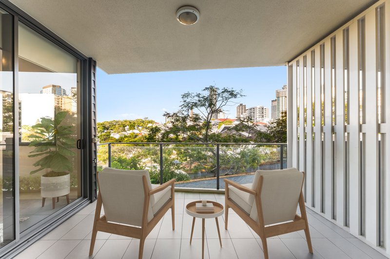 Photo - 310/8 Dickens Street, Spring Hill QLD 4000 - Image 8