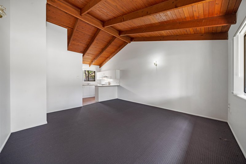 Photo - 3/108A Ewing Road, Woodridge QLD 4114 - Image 4