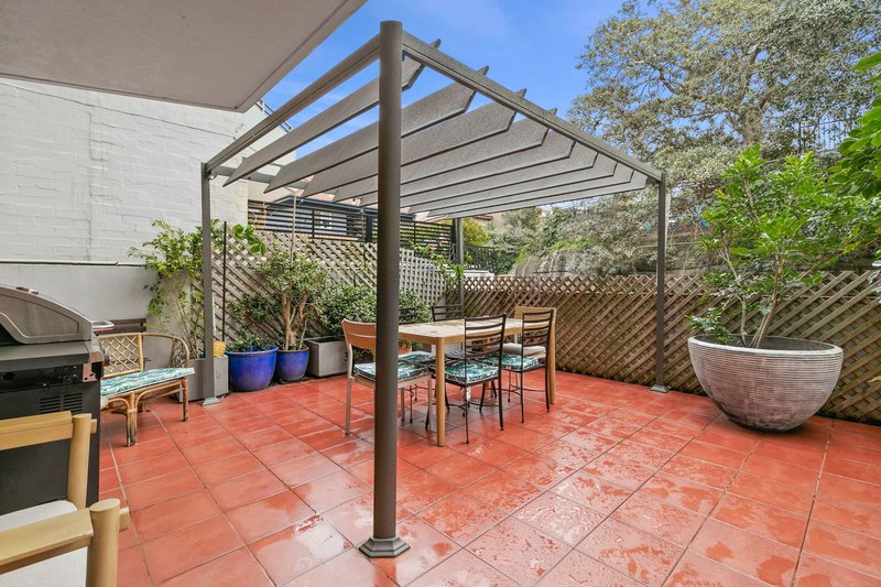 Photo - 3/11-13 Pittwater Road, Manly NSW 2095 - Image 2