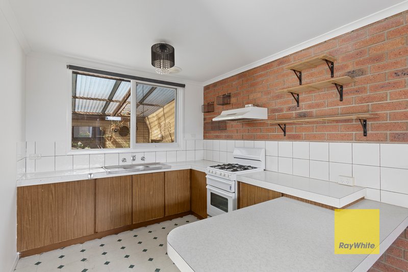 Photo - 3/11-17 Howitt Ave , Corio VIC 3214 - Image 3