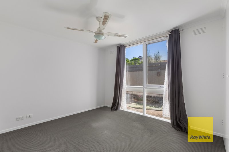 Photo - 3/11-17 Howitt Ave , Corio VIC 3214 - Image 6