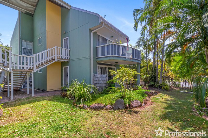 Photo - 31/1-19 Poinciana Street, Holloways Beach QLD 4878 - Image 2