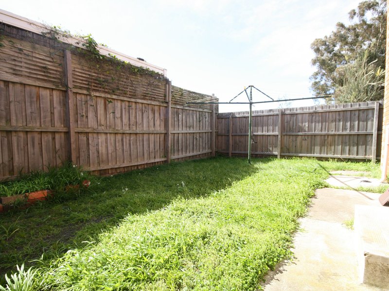 Photo - 3/11 Albert Avenue, Springvale VIC 3171 - Image 6