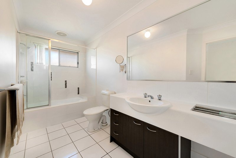 Photo - 31/1 Archer Close, North Lakes QLD 4509 - Image 7