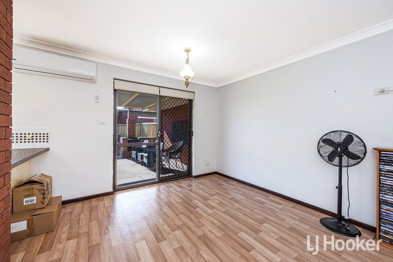 Photo - 3/11 Brooks Avenue, Waroona WA 6215 - Image 3