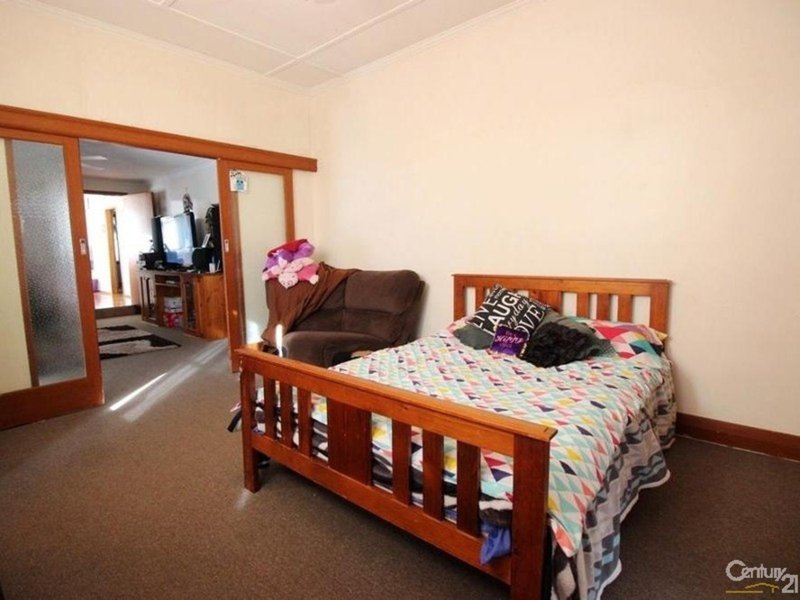 Photo - 3/11 Charlton Street, Barnsley NSW 2278 - Image 11