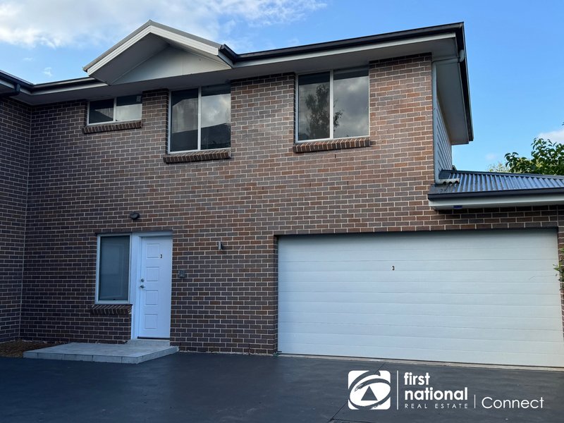 Photo - 3/11 College Street, Richmond NSW 2753 - Image 1