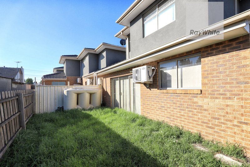 Photo - 3/11 Dacelo Avenue, Broadmeadows VIC 3047 - Image 11