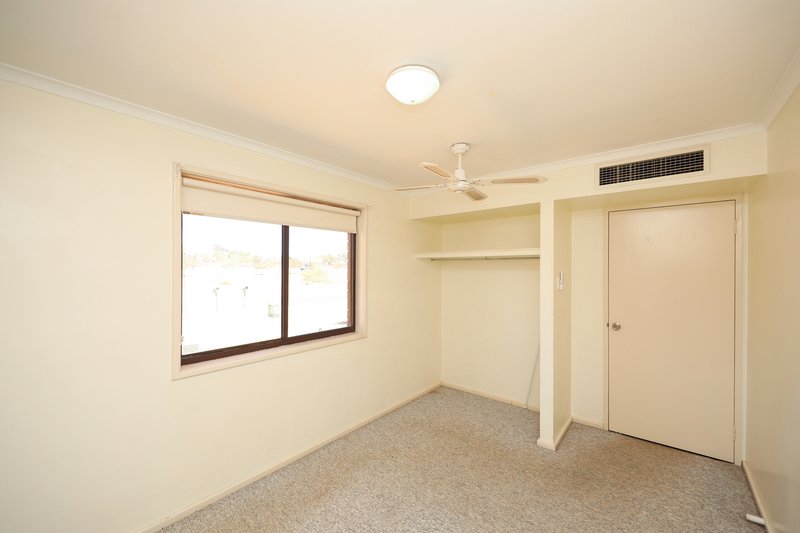 Photo - 3/11 Hill Place, Millars Well WA 6714 - Image 3