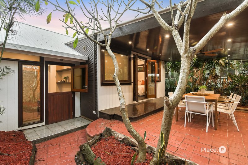 Photo - 311 Long Street East , Graceville QLD 4075 - Image 4
