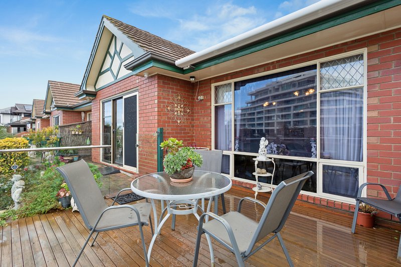 Photo - 3/11 Martin Court, West Lakes SA 5021 - Image 11